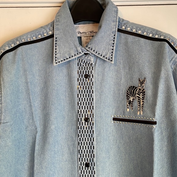 NWT Pretty Things Embellished Denim Button Down Shirt LG - Picture 2 of 11